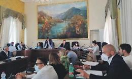 Tributi locali, abbassate le tariffe. La maggioranza esulta