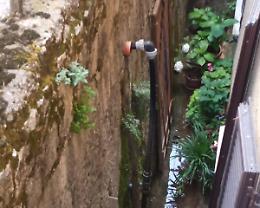 Perdita d'acqua in viale Napoli: la polemica dei residenti