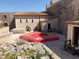 Nuova vita alla Rocca Janula con l'istallazione “La pentana”