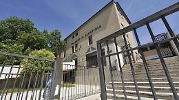 Violenza domestica, donna picchiata e maltrattata: scatta il bracciale antistalker