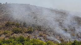 Ancora incendi in montagna. In fumo trecento ettari di vegetazione