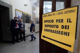Politiche, depositati i simboli: la carica dei centouno. Ma in settanta passano l'esame
