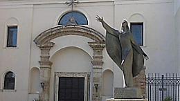 Suore missionarie, la comunità diventa sede della provincia