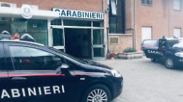 Infastidisce i clienti del supermercato. Arrestato un diciannovenne