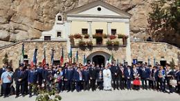 Santissima Trinità, devozione e fede. Il cammino dell'Arma