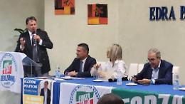 Elezioni, all'hotel Edra bagno di folla per Claudio Fazzone