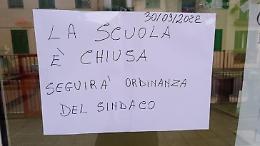 Aule allagate, chiusa la scuola elementare. Disagi in diverse zone