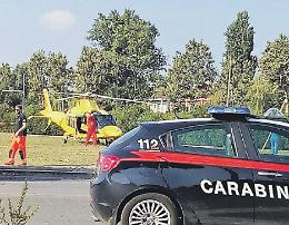 Morto dopo cinque giorni di agonia il pensionato caduto nel fuoco