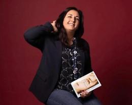 Sara Ranalli, dalla cattedra alla penna:  la prof scrittrice