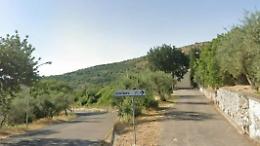Lanciano sassi sulle auto in corsa. Tragedia sfiorata sulla provinciale