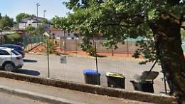 Diciottenne colta da malore sul campo da tennis. È grave