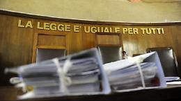Tradita, picchiata e minacciata. In due finiscono a processo