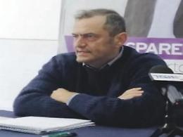 I lampioni della discordia. L'ex sindaco in polemica con il suo successore