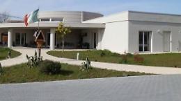 Centro anziani, sospetti di irregolarità. La gestione nel mirino