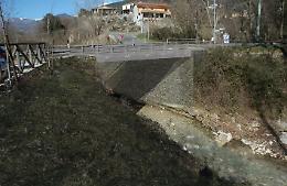 Interventi sul fiume Cosa. Il vicesindaco annuncia l'avvio degli attesi lavori