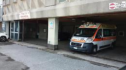 Parte un colpo dal fucile, cacciatore si spara a un piede