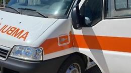 Due tifosi cadono dagli spalti. Sospesa la gara Como - Frosinone