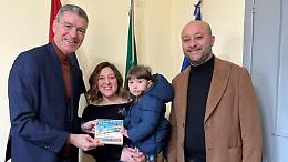 Contest fotografico natalizio. Vince la piccola Giulia Greci
