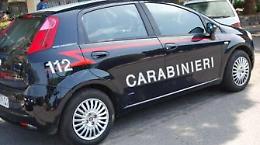 Sradicano un bancomat con una ruspa. È caccia ai ladri