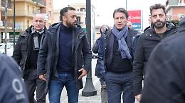 Regionali, applausi e critiche per il presidente Giuseppe Conte: il video