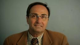 Addio a Michele De Gregorio. Professore al liceo Classico e deputato del Pci