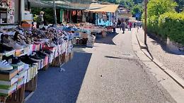 Il mercato settimanale si sposta. Banchi al Palacoccia