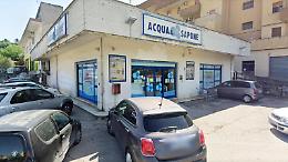Colpo grosso da "Acqua e Sapone". I ladri fuggono con un ricco bottino