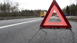 Tampona un'auto e fugge senza prestare soccorso. Indagini chiuse