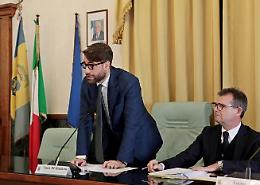 Luca Di Stefano all'attacco : «Commissariate la Sto»
