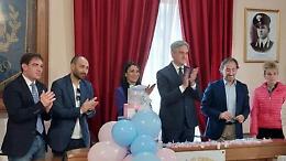 Consegnate le chiavi della città. Il benvenuto ai nuovi nati