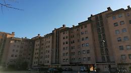 Infiltrazioni nelle case rosa. Il Comune scrive all'Ater