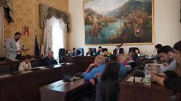 Il pasticcio dell'infiorata arriva in Consiglio comunale