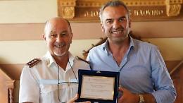 Oltre quarant'anni di onorata carriera. Il saluto al comandante Andreino Roscioli