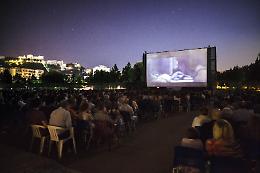 Nessuno risponde al bando, il cinema all'aperto non ci sarà