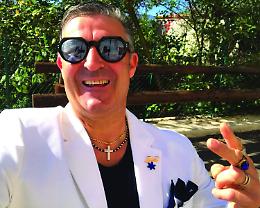 Tanta voglia d'estate e di divertirsi insieme con il “Califfo ciociaro”