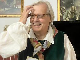 Gonfalone, il sindaco Sgarbi alla tradizionale sfilata con le ciocie