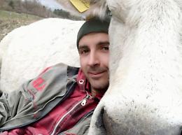 La forza di Riccardo. E il monito ai giovani: «È la droga che ti rende piatto e ti rende schiavo»