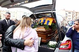 La città saluta il suo campione. Una folla commossa ai funerali di Antonio Colagiovanni