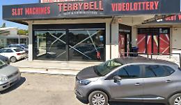 Rapina alla sala slot, al via l'esame del Dna
