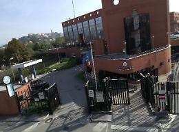 Comprano armi online su un sito spagnolo. A processo