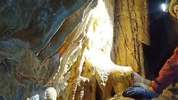 Scoperta e subito battezzata “La grotta della bambola”