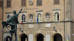 Paura al "Tulliano". Evacuate le classi dell'istituto
