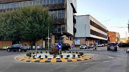 A piazzale De Matthaeis una rotatoria rinnovata