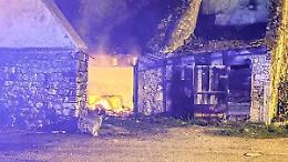 Incendio in una cantina. Paura in pieno centro