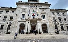 Ciclo dei rifiuti: il dito e la luna. Benedetti “penultimatum”
