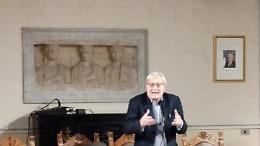 Vittorio Sgarbi: «Mi dimetto da sottosegretario alla cultura»