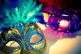 Grande festa per il Carnevale. Tutto pronto per la sfilata delle mascherine