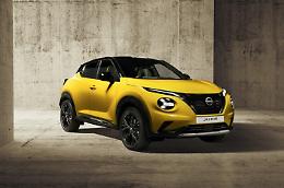 Nissan Juke, giapponese in giallo. Rinnovato il suv compatto