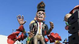 Un fiume di maschere, colori e tanto divertimento. Un Carnevale da incorniciare