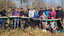 La baby sindaco Giorgia Santarelli inaugura l'ippovia Grotte-Mare